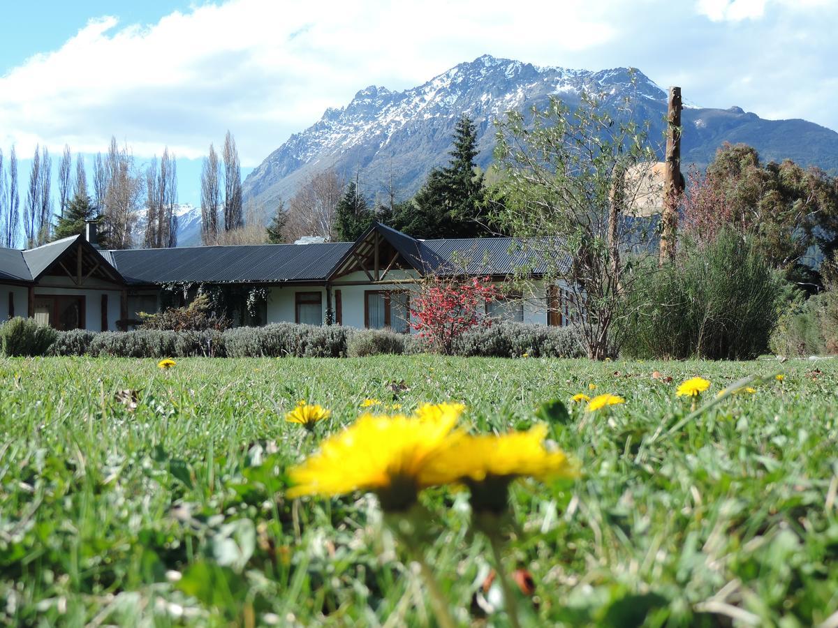 Hosteria El Hoyo Hoyo de Epuyén Extérieur photo